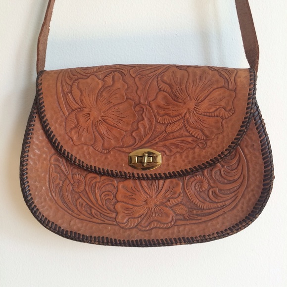 Handbags - Hammered Leather Purse