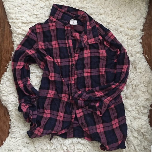 GAP FITTED BOYFRIEND SHIRT
