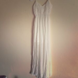 White backless cotton maxi
