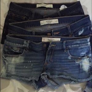 Lot of assorted shorts.