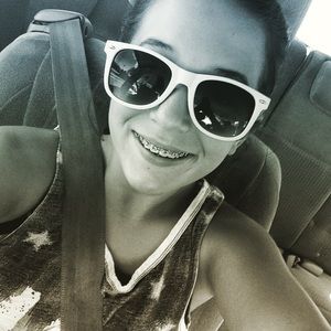 Meet your Posher, Tori