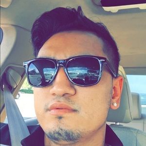 Meet your Posher, Jeremiah