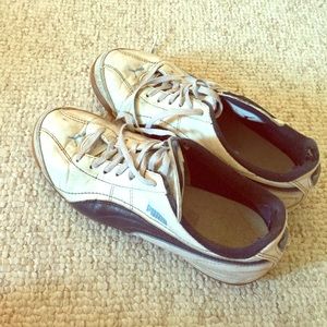 Puma indoor soccer shoes offers welcome