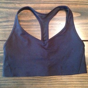 VSX sports bra size small