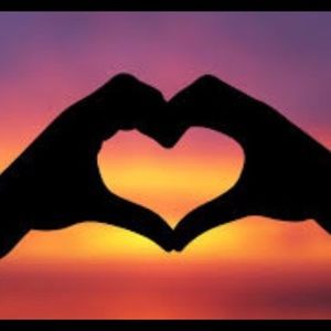 Meet your Posher, Deyra