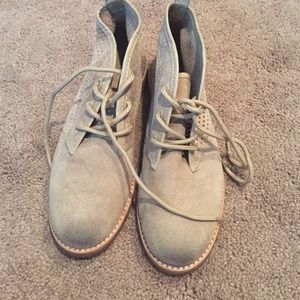 Desert boots