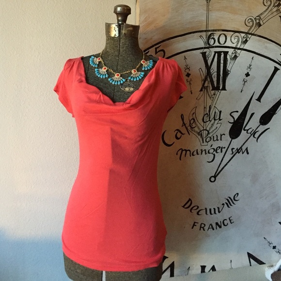 Gorgeous coral cowl neck top.