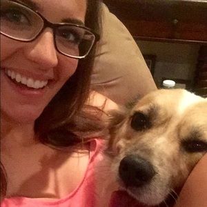 Meet your Posher, Leigha