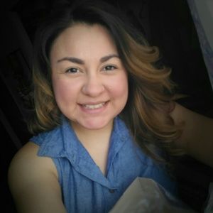 Meet your Posher, Nicole