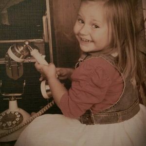 Meet your Posher, Elizabeth