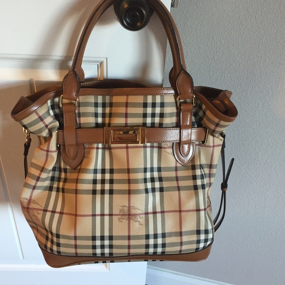Authentic Burberry Haymarket Tote bag TRADED