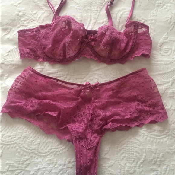 ‼️ SOLD in bundle ‼️ Bra by Chantelle