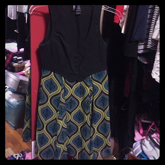 Sleeveless dress - Picture 1 of 1