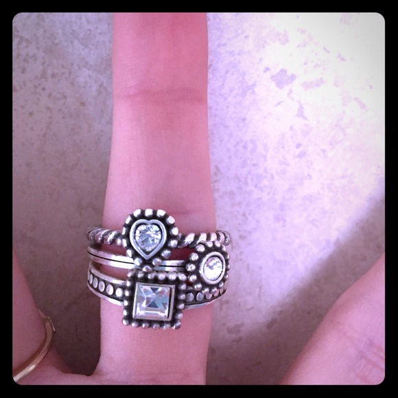 Set of Brighton rings