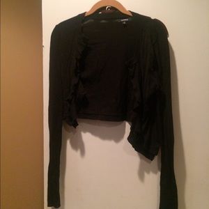 Cropped sweater with Ruffles