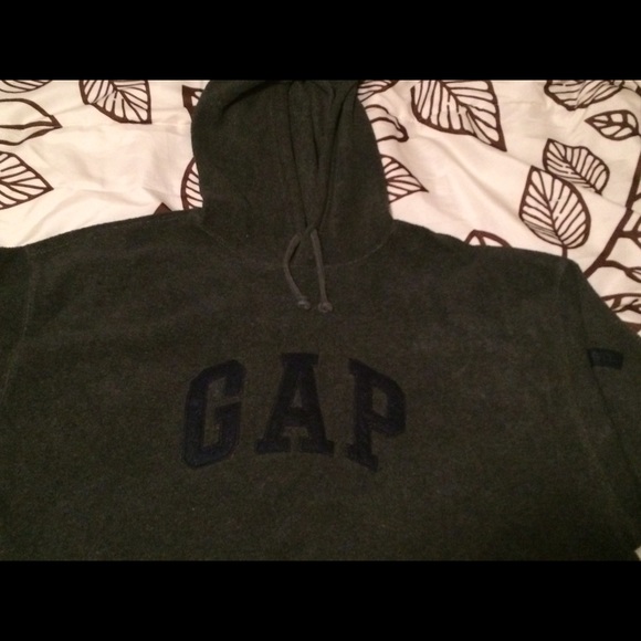 GAP Hoodie - Picture 2 of 3