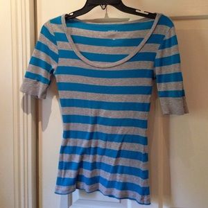 Striped quarter sleeve top