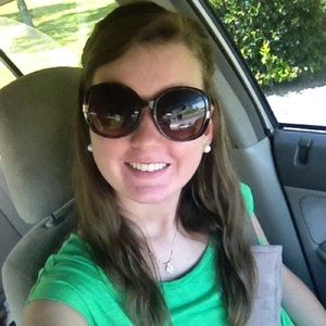 Meet your Posher, Deanna