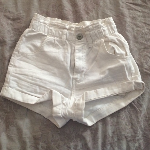 White high waisted shorts