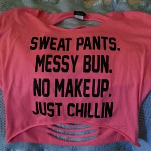 "Trade"    HOT Pink Rue 21 crop t-shirt