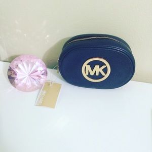 Nwt Michael kors purse