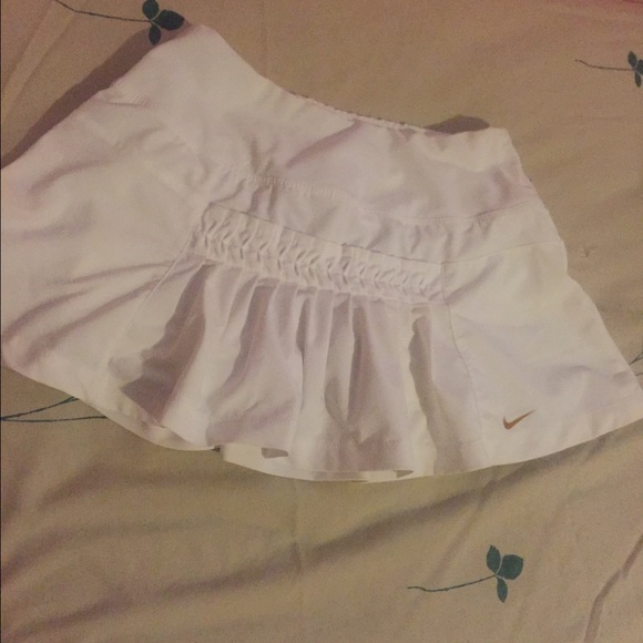 Nike tennis skirt