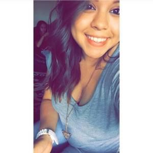 Meet your Posher, Mayra