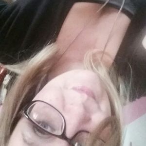 Meet your Posher, Meagan