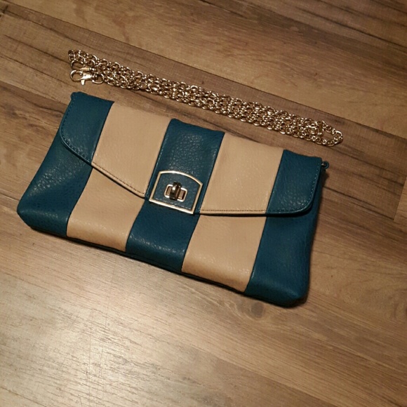 NWOT clutch