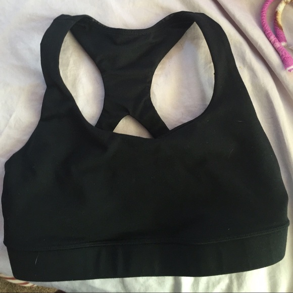 Lululemon sports bra