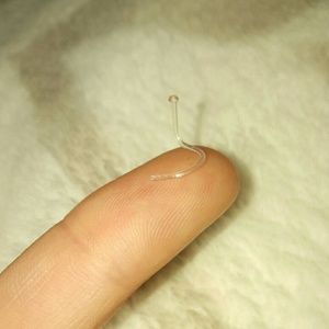 Nose ring retainer NWOT