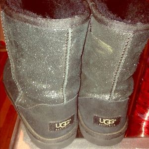 authentic sparkle black uggs