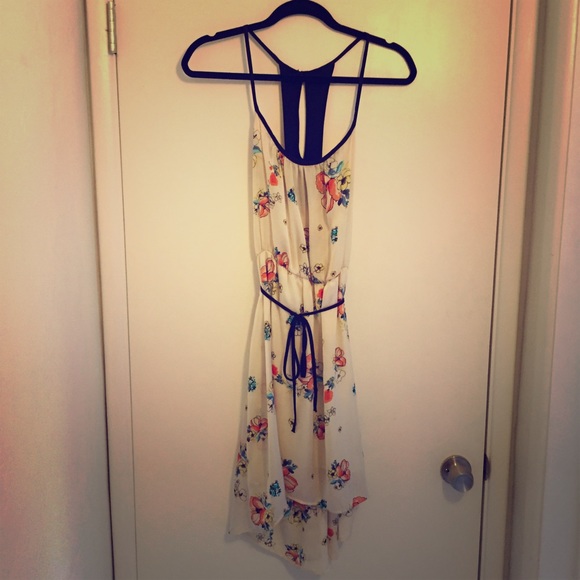 Love Stitch Dresses & Skirts - Cute dress