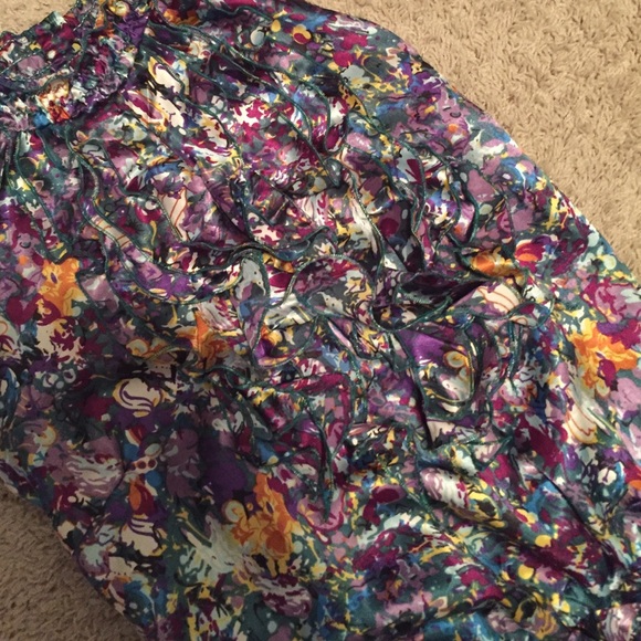 Top - Picture 3 of 3