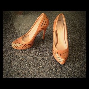Bcbg pumps