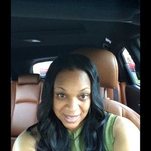 Meet your Posher, Latanya