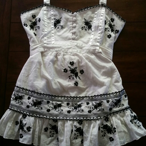 Two Floral Design Tops - Picture 2 of 4