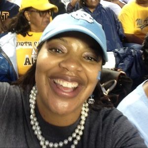 Meet your Posher, Ebony