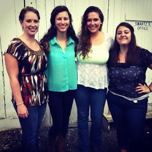 Meet your Posher, Caitlin