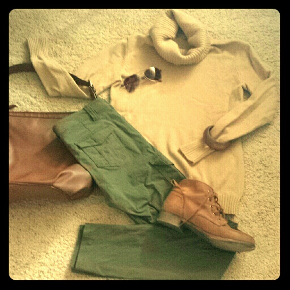 Army green stretch skinny pants