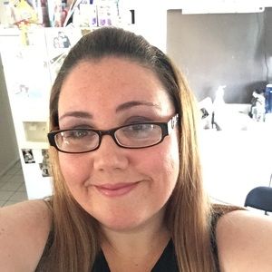 Meet your Posher, Val