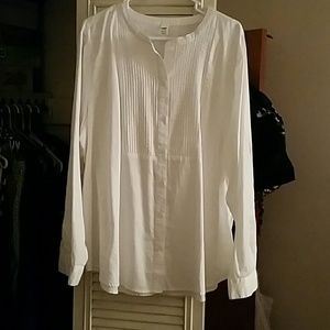 Old Navy XXL white button down long sleeve blouse