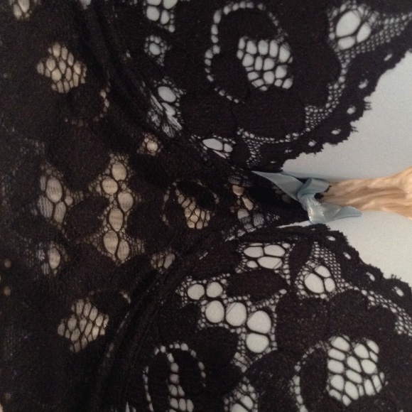Bra - Picture 2 of 4
