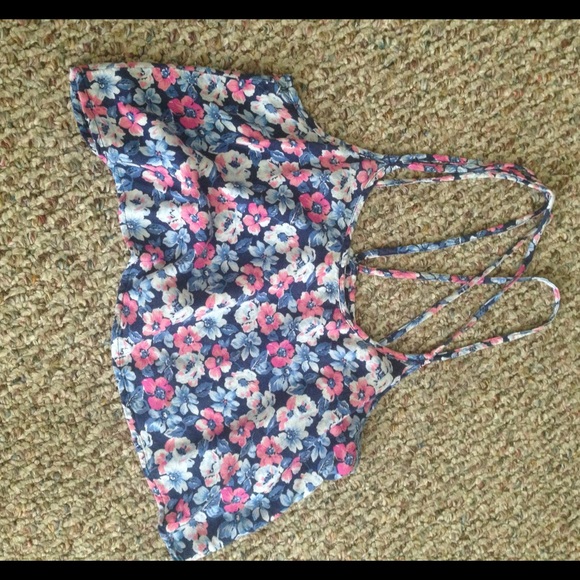 Hollister crop top.