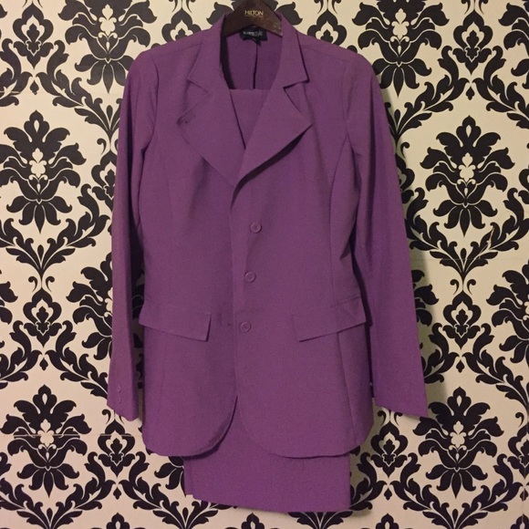 Pant Suit - Picture 1 of 4