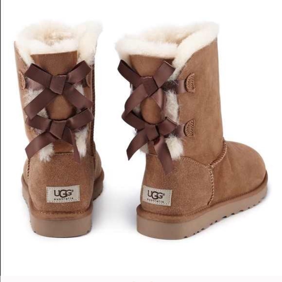 ISO NEED THESE UGGS - Picture 2 of 3