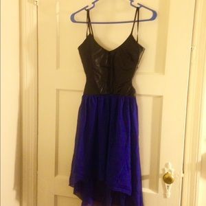 🌹🌹 High low sleek dress with open sides