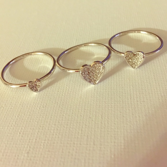 💚 NWOT LIA SOPHIA RING