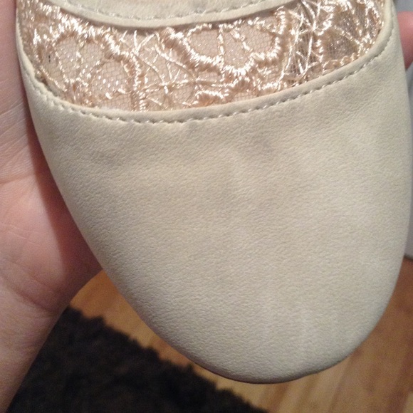 Shoes - Picture 2 of 3