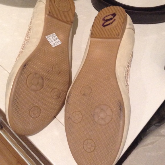 Shoes - Picture 3 of 3